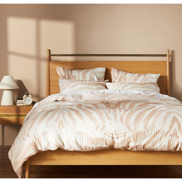 Anthropologie Calantha Gauze Duvet Cover Queen - Picture 1 of 3